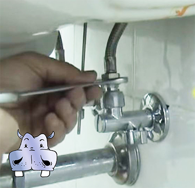 rubinetto sottolavabo con filtro raccordo a snodo